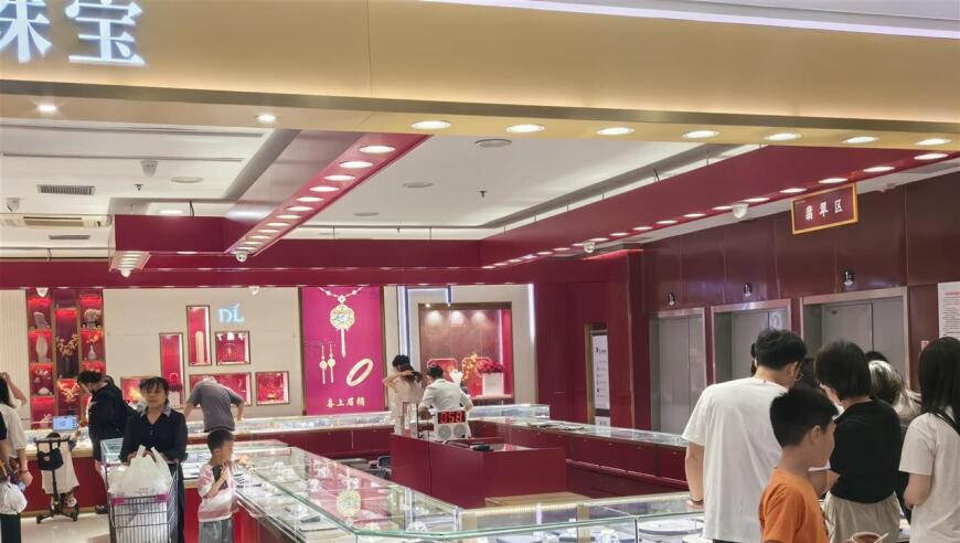 郑渊洁说作家一定会被取代,2025全年资料免费看,完美答案解释落实_投资版V10.31