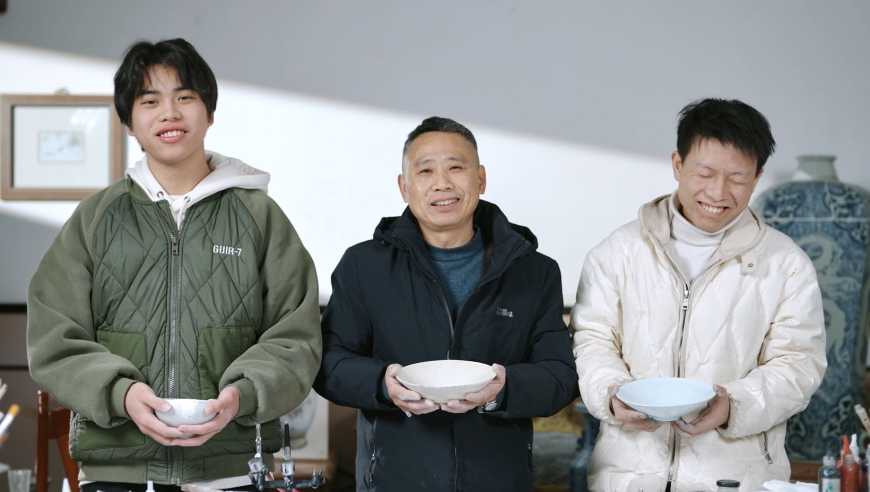 王中王开奖结果王4933333,哪吒2敖闰同款裂空爪美甲走红,社会责任方案执行_网红版V11.75